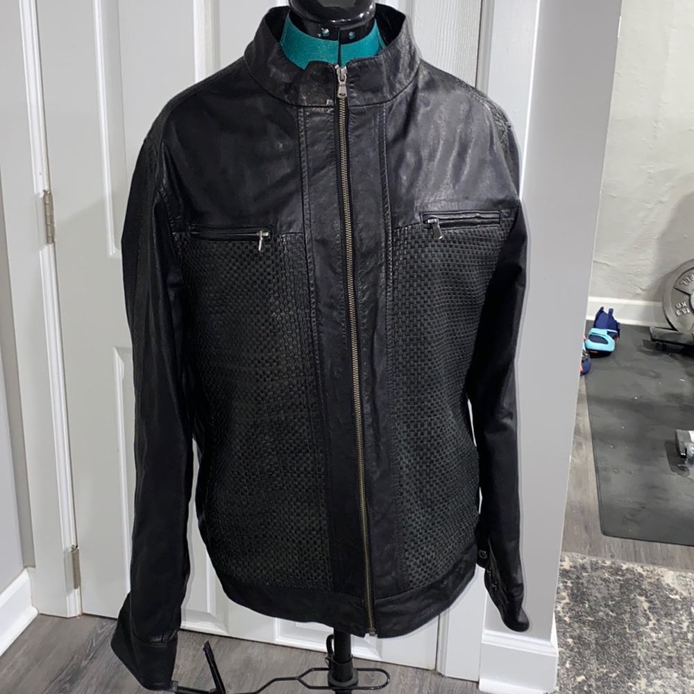 Black leather  bomber. Size large